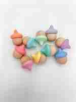 10 pastel acorns in various colors
