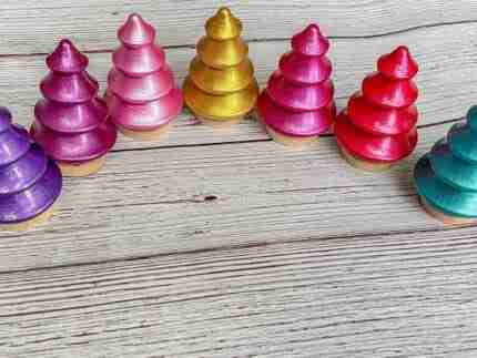 Shimmery Wooden Valentine's Day Trees - Image 4