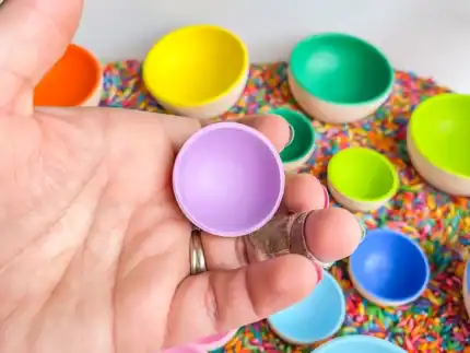 10 Rainbow Wooden Bowls - Image 5