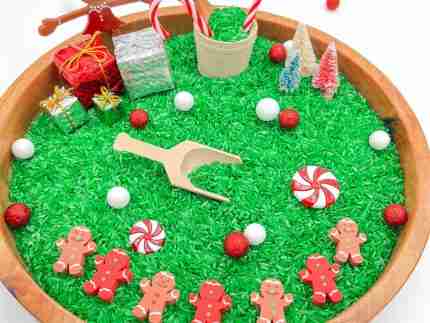 Christmas Gingerbread Sensory Bin-3