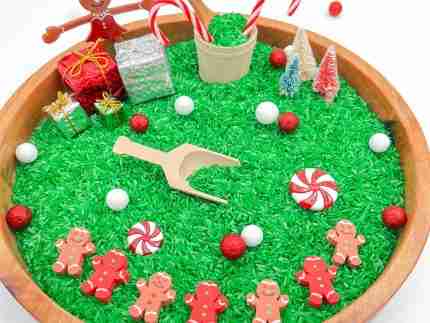 Christmas Gingerbread Sensory Bin-3