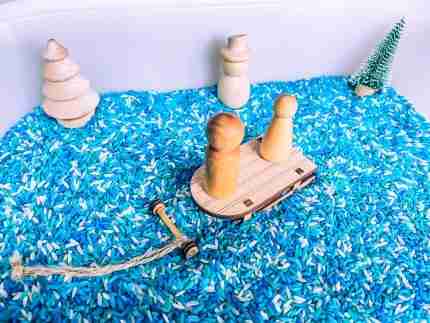 Deluxe Witner Sensory Bin #2-1