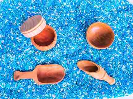 Deluxe Witner Sensory Bin #2-1