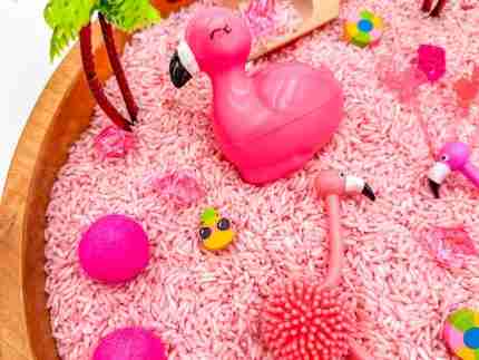 Flamingo Sensory Bin - Image 4