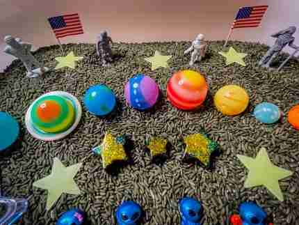 Outer Space Sensory Bin - Planets - Image 4