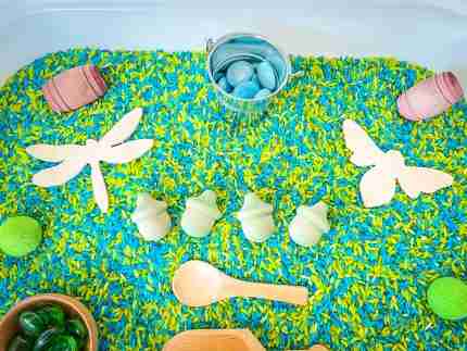 Wooden Animals Pond Sensory Bin