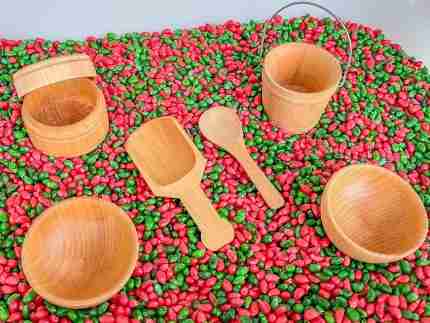 Popcorn Christmas Sensory bin 9