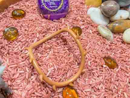 Real Easter Sensory Bin - Image 8