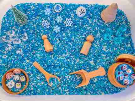 Small Winter Sensory bin-1
