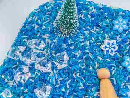 Small Winter Sensory bin-1