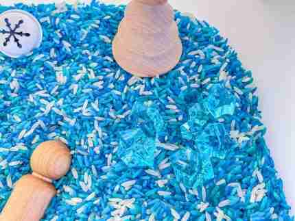 Small Winter Sensory bin-1