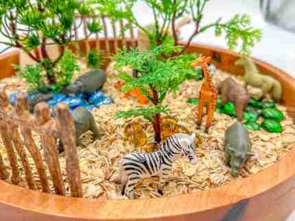 Zoo Sensory Bin - Image 5