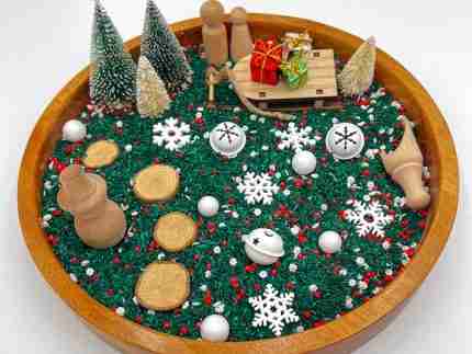 Winter Wonderland Sensory Bin - Image 4