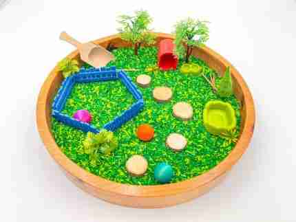 Pets Sensory Bin - Image 6