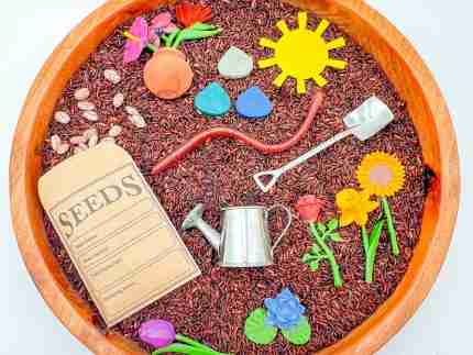 Planting Flowers Sensory Bin - Image 6
