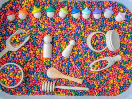 Rainbow Popcorn Sensory Bin-6