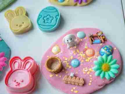 Deluxe Easter Playdough Kit-1-2