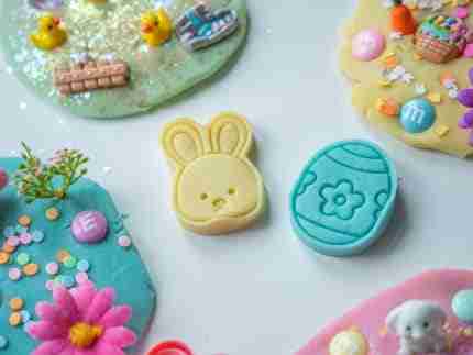 Deluxe Easter Playdough Kit-1-2