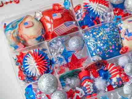 Deluxe Patriotic Playdough Kit - Image 3