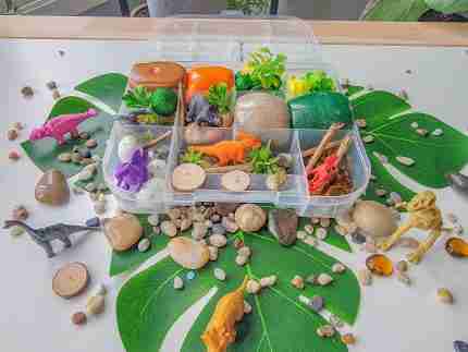 dinosaur playdough kit