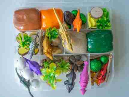 Deluxe Dinosaur Playdough Kit - Image 6