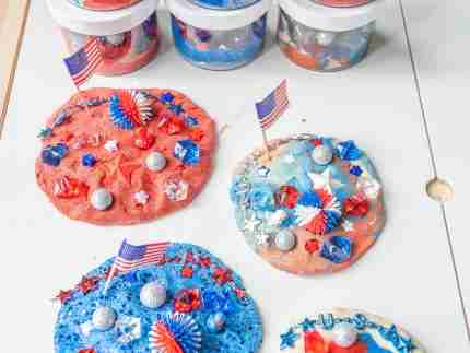 Deluxe and Small Patriotic Playdough Jars - Image 11