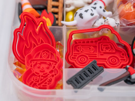 Deluxe Firefighter Play-Doh Kit with colorful dough, fire trucks, Dalmatians and firefighter rescue accessories