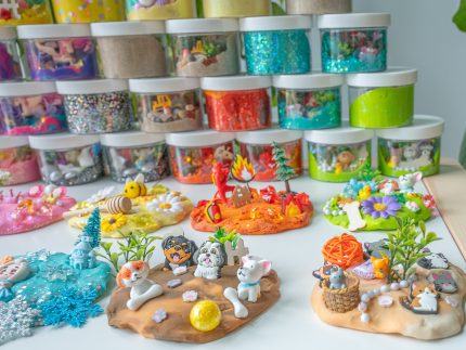 Deluxe Themed Playdough Jars-10