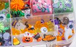 Deluxe Halloween Playdough Kit - Image 2