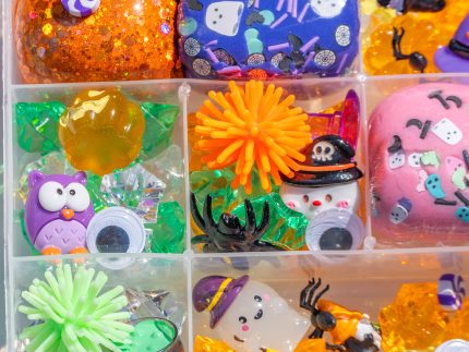 Deluxe Halloween Playdough Kit - Image 8