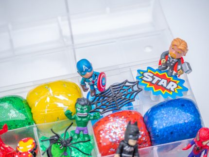 Deluxe Super Hero Playdough Kit - Image 6