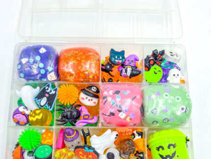 Deluxe Halloween Playdough Kit with four playdough balls, ghost, spider, and pumpkin charms in a clear case