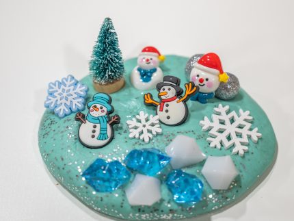 Deluxe Christmas Playdough Jars - Image 4