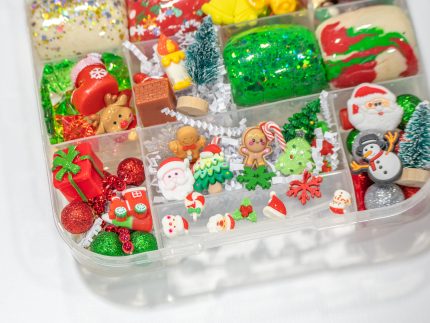 Deluxe Christmas Playdough Kit - Image 3