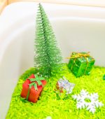 Grinch Sensory Bin - Image 5