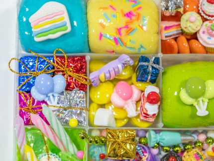 Deluxe Birthday Playdough Kit - Image 6