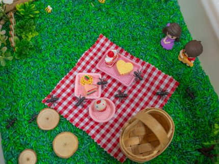 Picnic Sensory Bin - Image 6