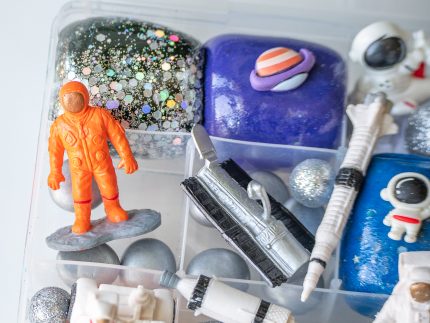 Deluxe Outer Space Playdough Kit - Image 5