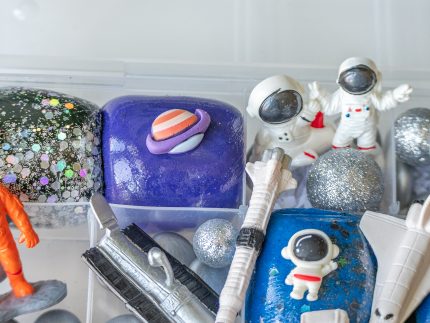 Deluxe Outer Space Playdough Kit - Image 7