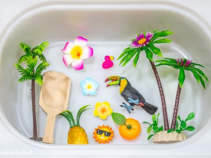 Summer Sensory Bin - Image 9