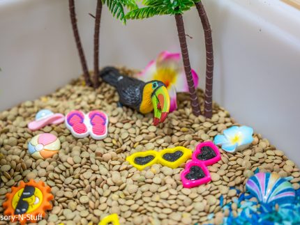 Summer Sensory Bin - Image 4