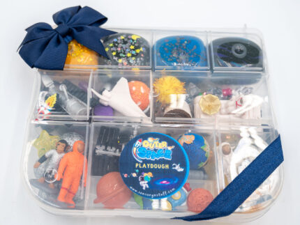 Deluxe Outer Space Play-Doh Kit with colorful dough, astronauts, rockets, planets, spacecraft, and space-themed sensory pieces