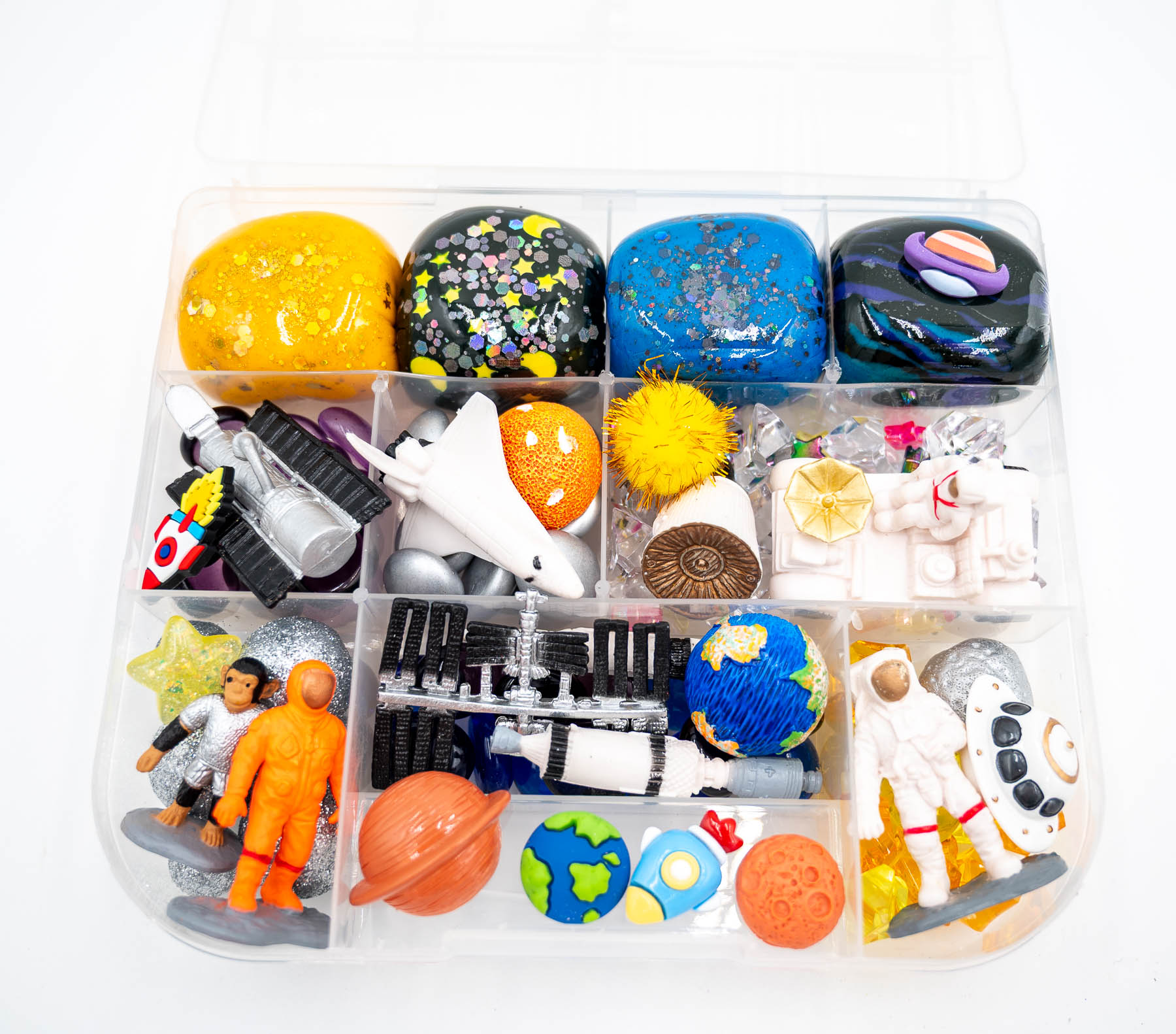 Updated Deluxe Outer Space Playdough Kit-3 Deluxe Outer Space Play-Doh Kit with colorful dough, astronauts, rockets, planets, spacecraft, and space-themed sensory pieces