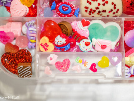 Deluxe Valentine's Day Playdough Kit - Image 3