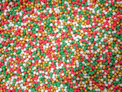 Christmas Pearls Sensory Filler - Image 9