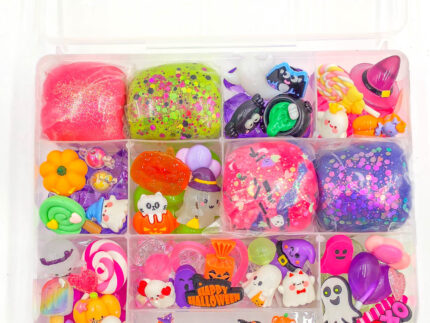 Deluxe Ghouly Pop Playdough Kit with pink, green, and purple playdough and cute ghost and candy charms in a clear case