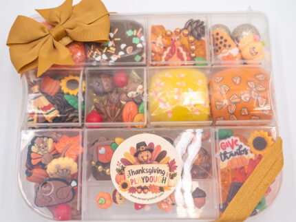 Deluxe Thanksgiving Play-Doh Kit with fall-colored dough, turkeys, pumpkins, leaves, sunflowers, gems and Thanksgiving accessories