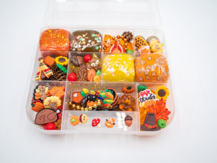 Deluxe Thanksgiving Play-Doh Kit with fall-colored dough, turkeys, pumpkins, leaves, sunflowers, gems and Thanksgiving accessories